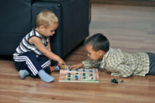 kids-looking-at-catalog