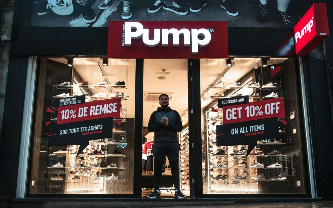 Using a Catalog to Drive Foot Traffic to Your Brick-and-Mortar Store